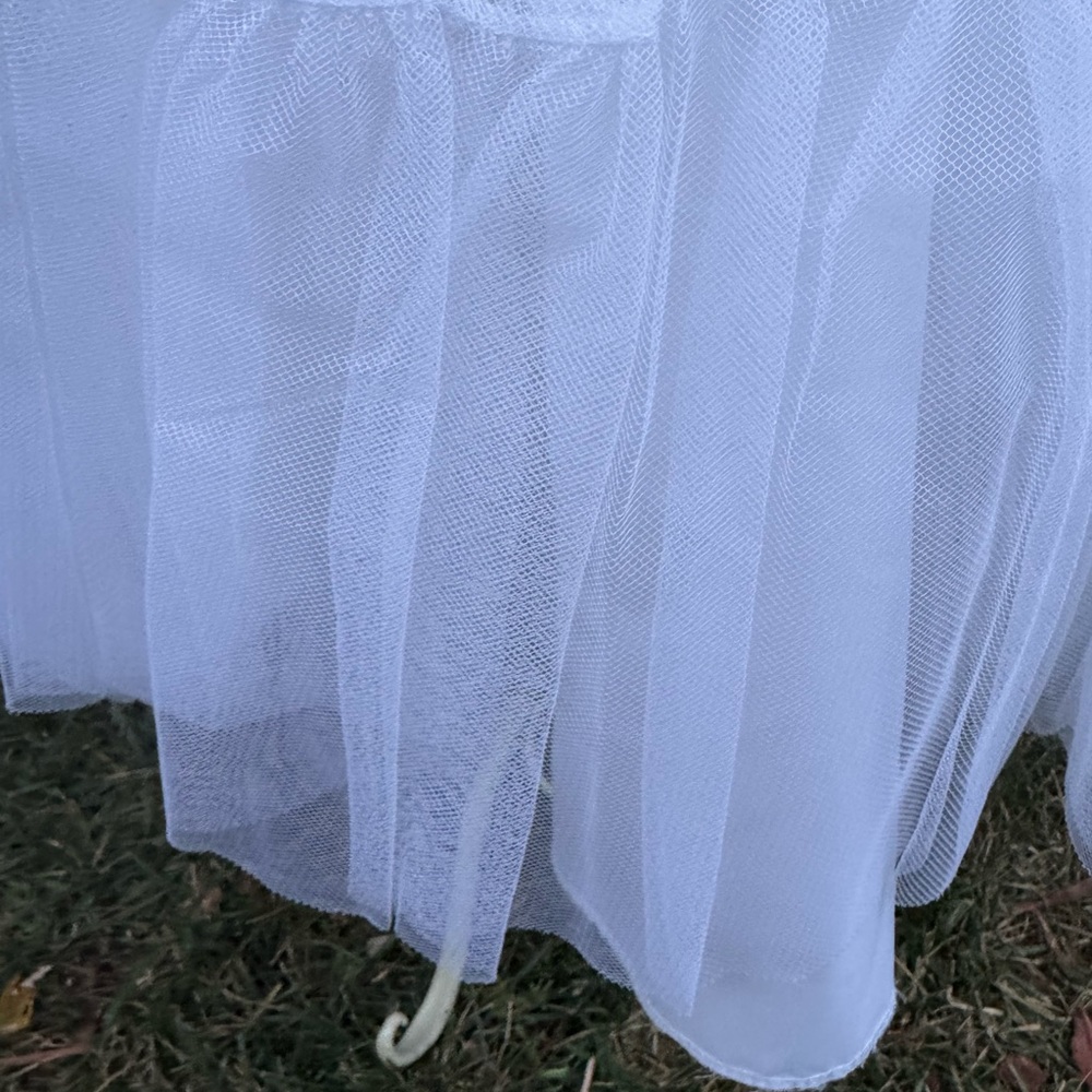 White Ruffled Full-Length underskirt - Picture 6 of 9